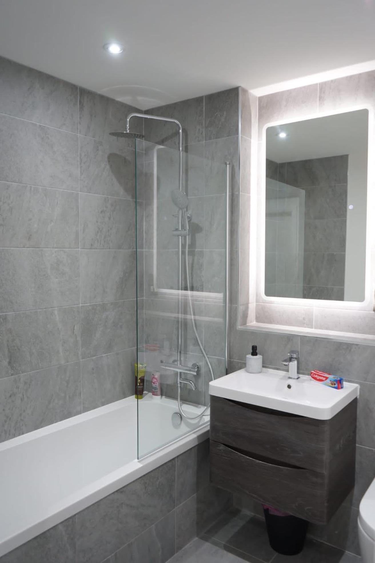 Luxury City Centre Apartment ベルファスト エクステリア 写真