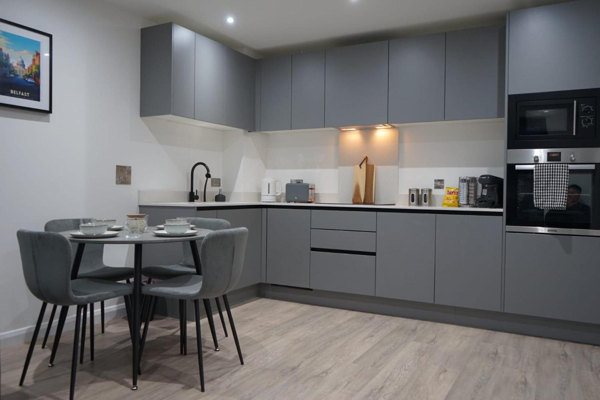 Luxury City Centre Apartment ベルファスト エクステリア 写真